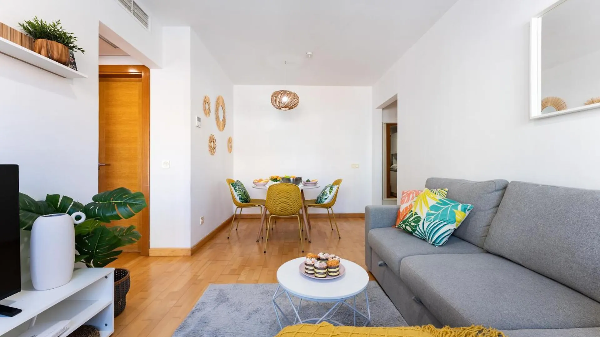 Lejlighed Ct 378 - Faro'S Malaga Citycenter - Cityapartment For 4 With Parking
