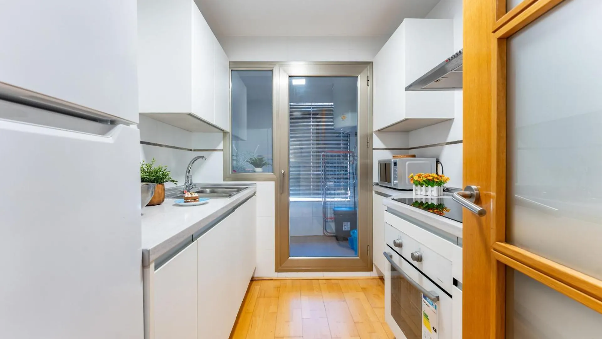 Ct 378 - Faro'S Malaga Citycenter - Cityapartment For 4 With Parking