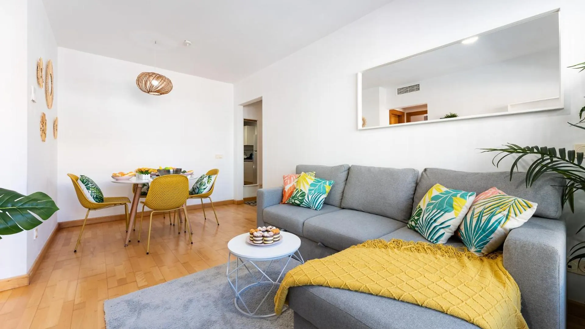 شقة Ct 378 - Faro'S Malaga Citycenter - Cityapartment For 4 With Parking